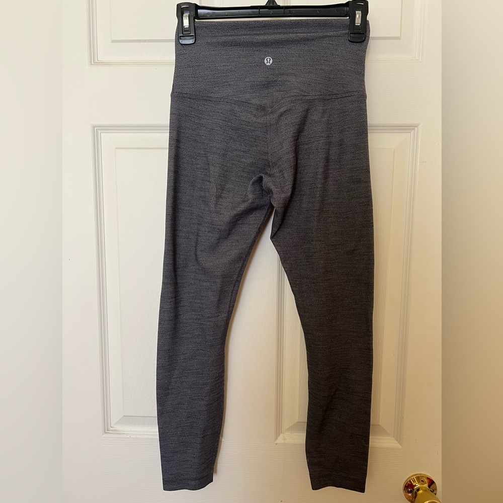 Lululemon heathered grey align leggings 25” size 6